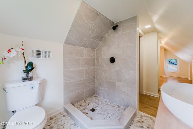 4024 Parthenia Ave, Louisville, KY 40215