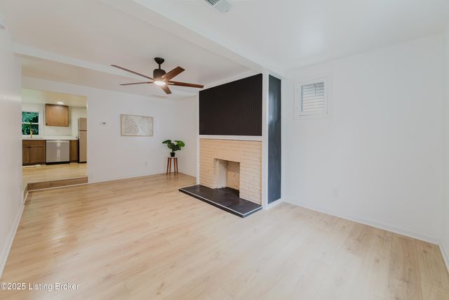 4024 Parthenia Ave, Louisville, KY 40215