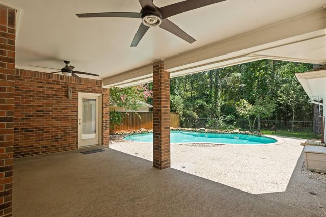 23 Vista Mill Place, The Woodlands, TX 77382