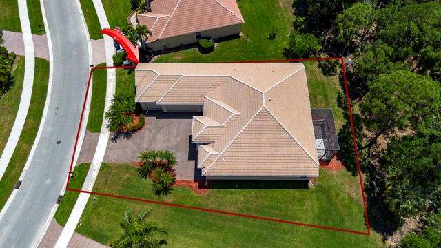 862 SW Grand Reserves Boulevard, Port St Lucie, FL 34986
