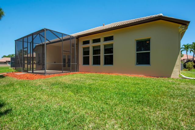862 SW Grand Reserves Boulevard, Port St Lucie, FL 34986