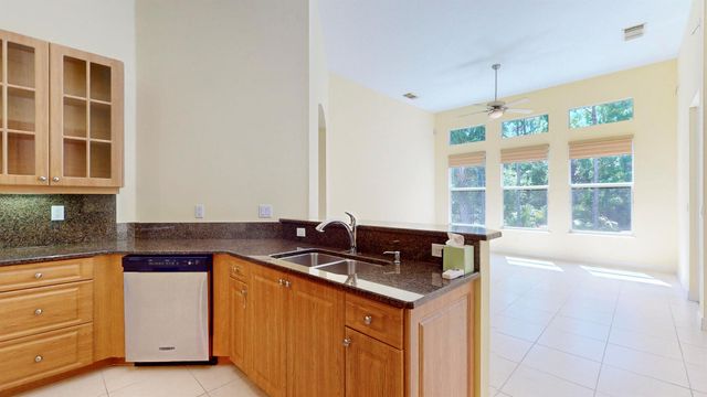 862 SW Grand Reserves Boulevard, Port St Lucie, FL 34986
