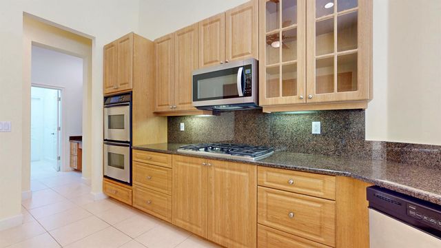 862 SW Grand Reserves Boulevard, Port St Lucie, FL 34986