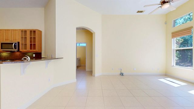 862 SW Grand Reserves Boulevard, Port St Lucie, FL 34986