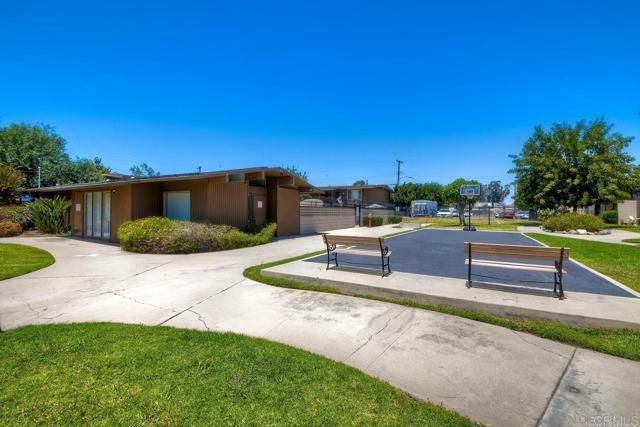 540 Oakdale Lane A, El Cajon, CA 92021