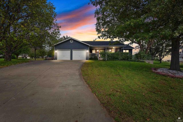 9109 Emily Circle, Manhattan, KS 66502