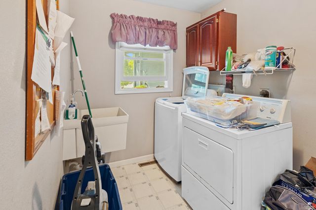 9109 Emily Circle, Manhattan, KS 66502