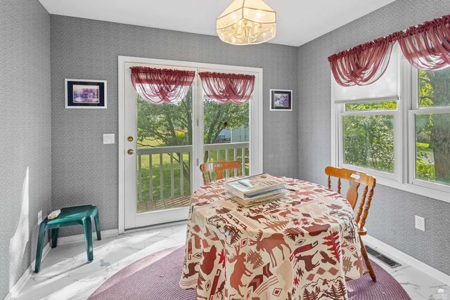 9109 Emily Circle, Manhattan, KS 66502