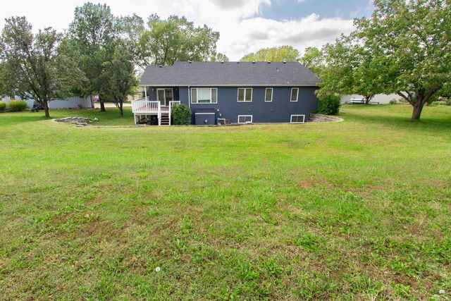 9109 Emily Circle, Manhattan, KS 66502