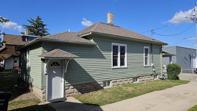 403 N CLARK STREET, Appleton, WI 54911