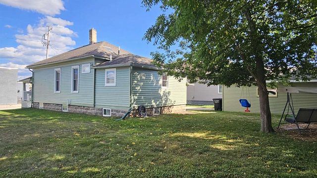 403 N CLARK STREET, Appleton, WI 54911