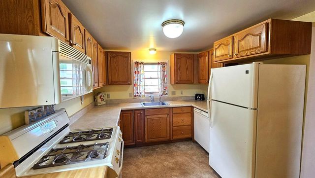 403 N CLARK STREET, Appleton, WI 54911