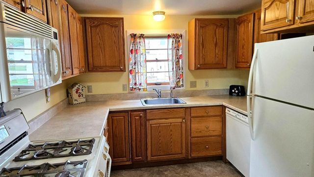 403 N CLARK STREET, Appleton, WI 54911