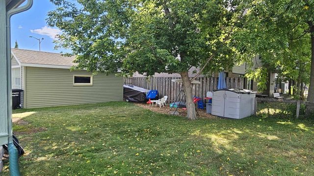 403 N CLARK STREET, Appleton, WI 54911