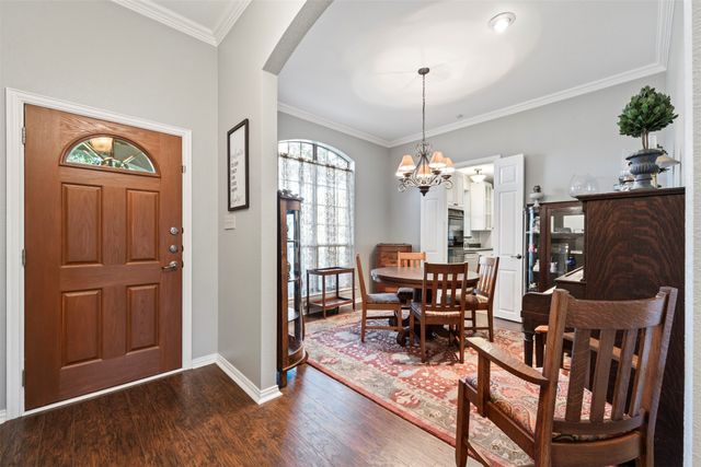 3900 Creekside Court, Burleson, TX 76028