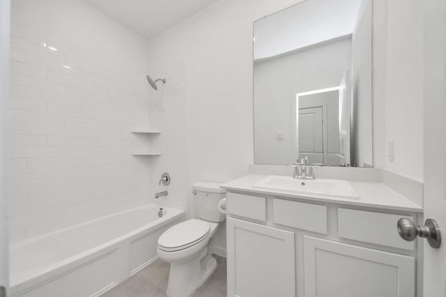 13407 Harbor Point Drive, Texas City, TX 77568