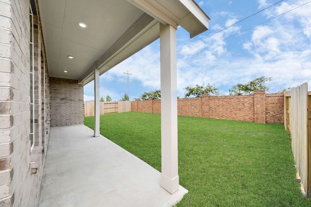 13407 Harbor Point Drive, Texas City, TX 77568