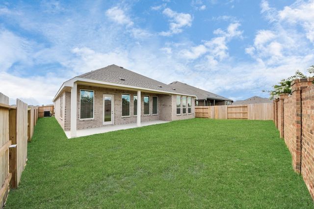 13407 Harbor Point Drive, Texas City, TX 77568