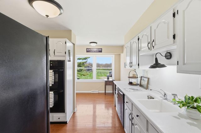 932 Hill Road, Paris, KY 40361