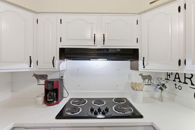 932 Hill Road, Paris, KY 40361