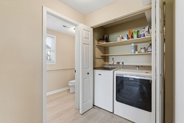 932 Hill Road, Paris, KY 40361