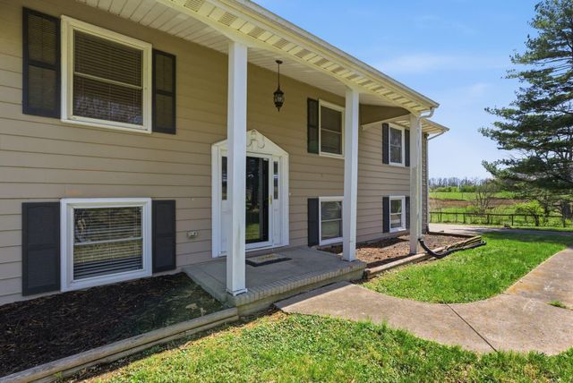 932 Hill Road, Paris, KY 40361