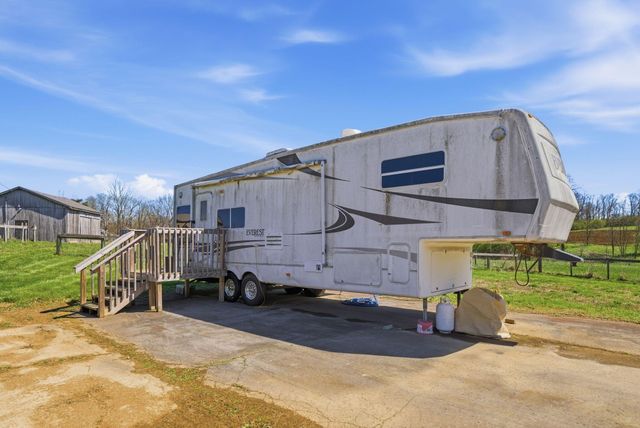 932 Hill Road, Paris, KY 40361