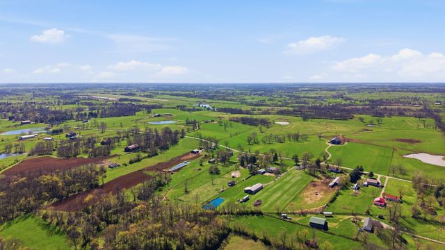 932 Hill Road, Paris, KY 40361