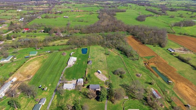 932 Hill Road, Paris, KY 40361