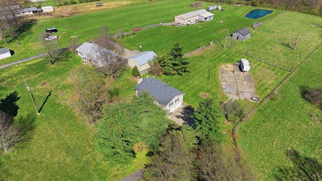 932 Hill Road, Paris, KY 40361