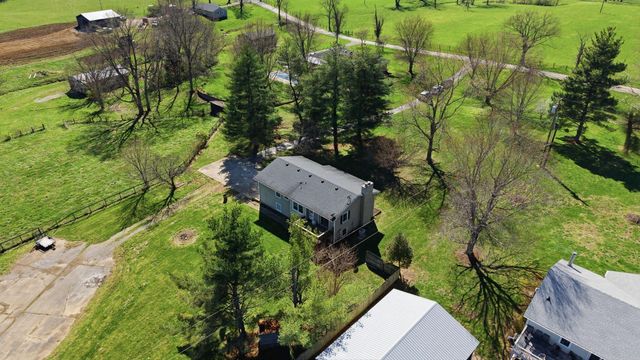 932 Hill Road, Paris, KY 40361