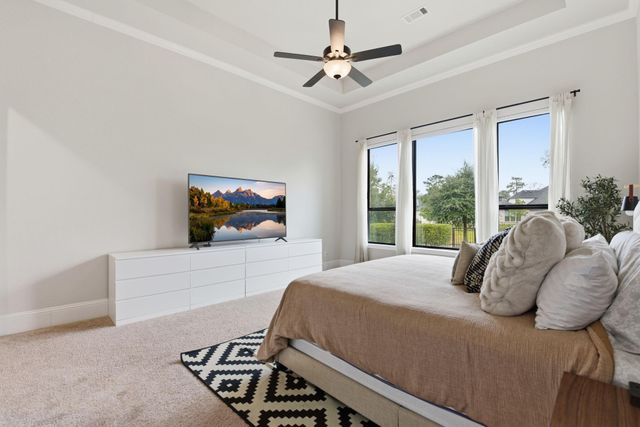 10102 S Goshawk Trail, Conroe, TX 77385