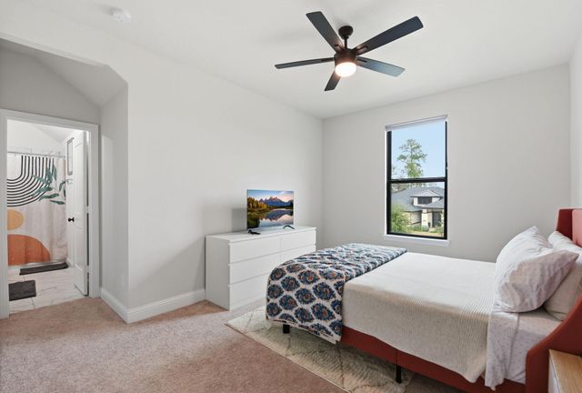 10102 S Goshawk Trail, Conroe, TX 77385