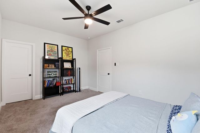 10102 S Goshawk Trail, Conroe, TX 77385