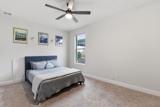 10102 S Goshawk Trail, Conroe, TX 77385