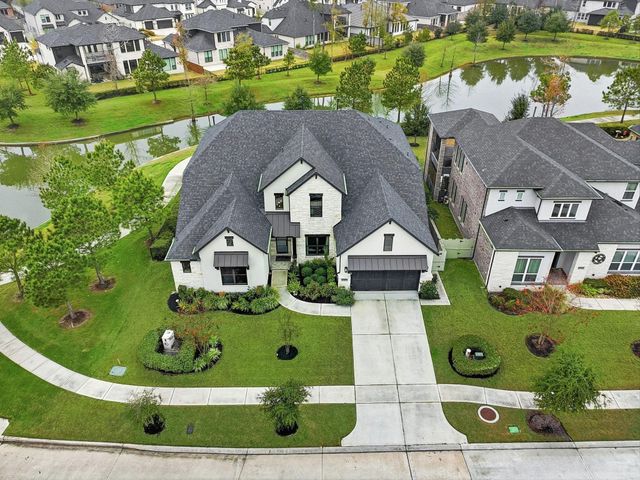 10102 S Goshawk Trail, Conroe, TX 77385