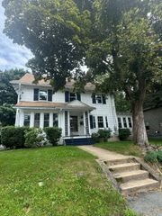 104 Maple St, Gardner, MA 01440