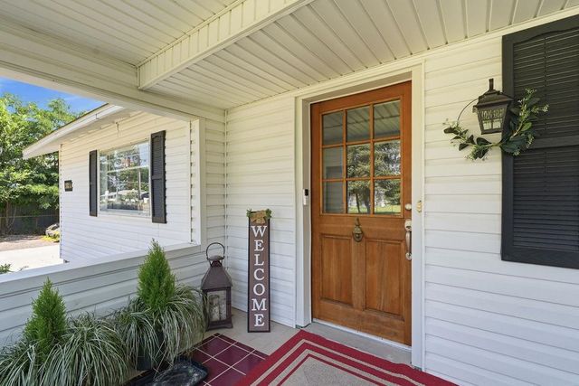 13804 E 16th Ave, Spokane Valley, WA 99216