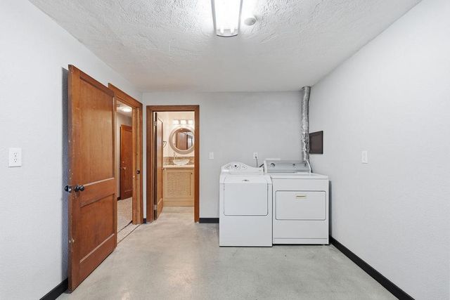 13804 E 16th Ave, Spokane Valley, WA 99216