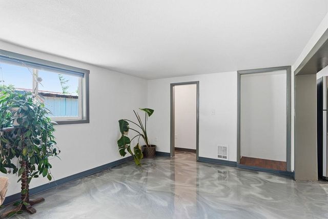 13804 E 16th Ave, Spokane Valley, WA 99216