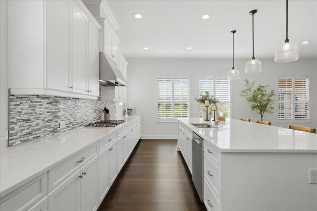 5303 FISHERSOUND LANE, Apollo Beach, FL 33572