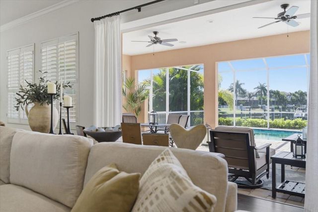 5303 FISHERSOUND LANE, Apollo Beach, FL 33572