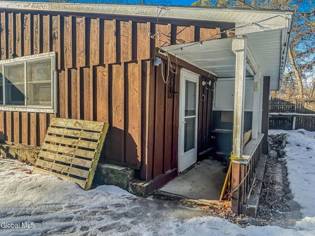 196 Luzerne Road, Queensbury, NY 12804