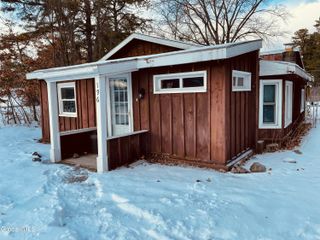 196 Luzerne Road, Queensbury, NY 12804