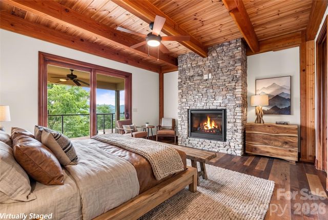 946 Ridge Road, Green Mountain, NC 28740