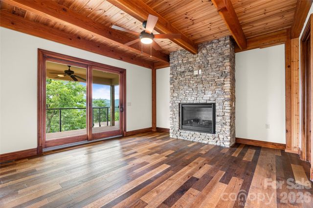 946 Ridge Road, Green Mountain, NC 28740