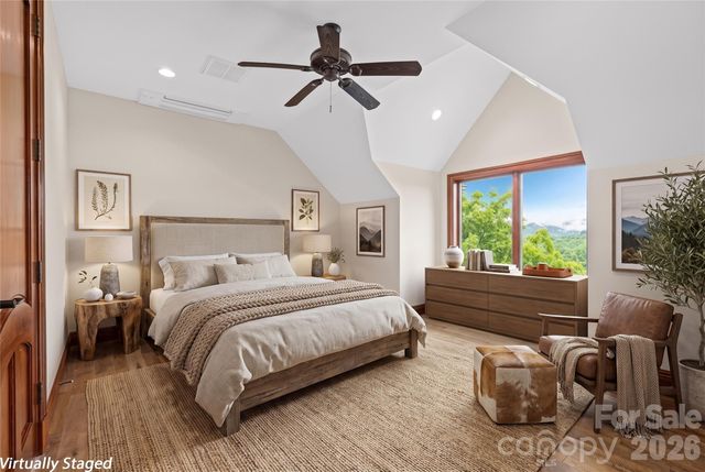 946 Ridge Road, Green Mountain, NC 28740