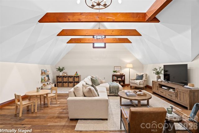 946 Ridge Road, Green Mountain, NC 28740
