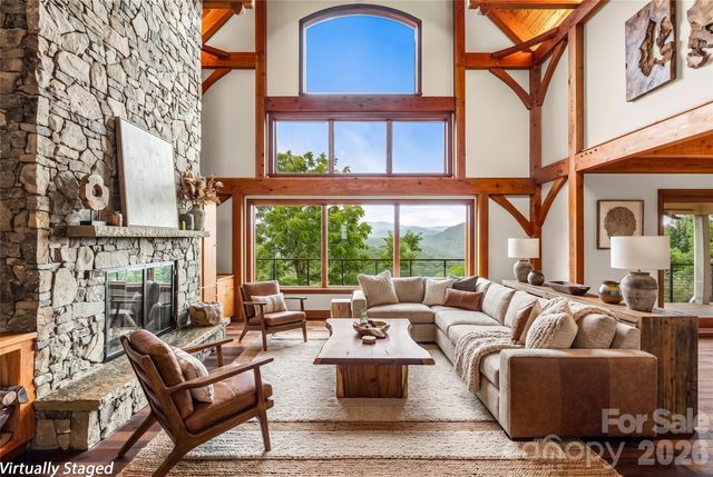 946 Ridge Road, Green Mountain, NC 28740