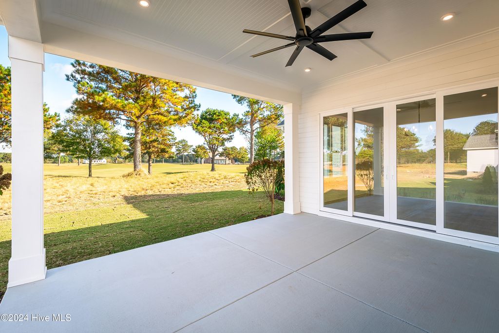 Image 40 of property listing at 124 Pine Tree Point, Snow Hill, NC 28580